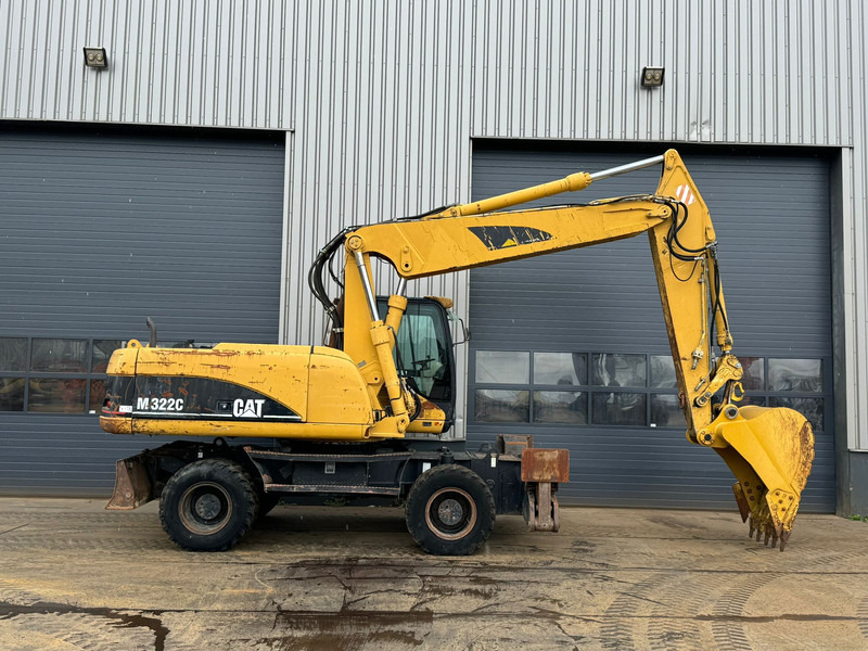 Escavadeira de rodas Caterpillar M322C - Hydraulic stabilizers / VA Triple boom / CE-certified,: foto 9