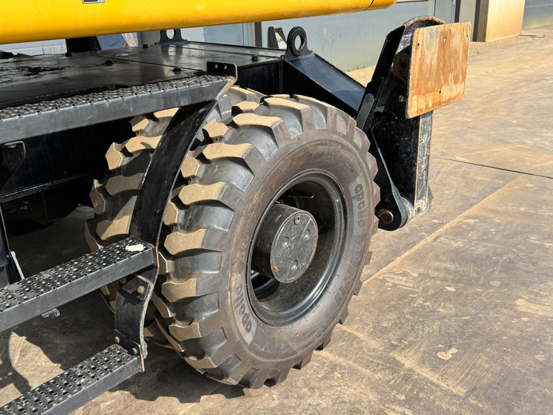 Manipulador de material Caterpillar MH3024: foto 12