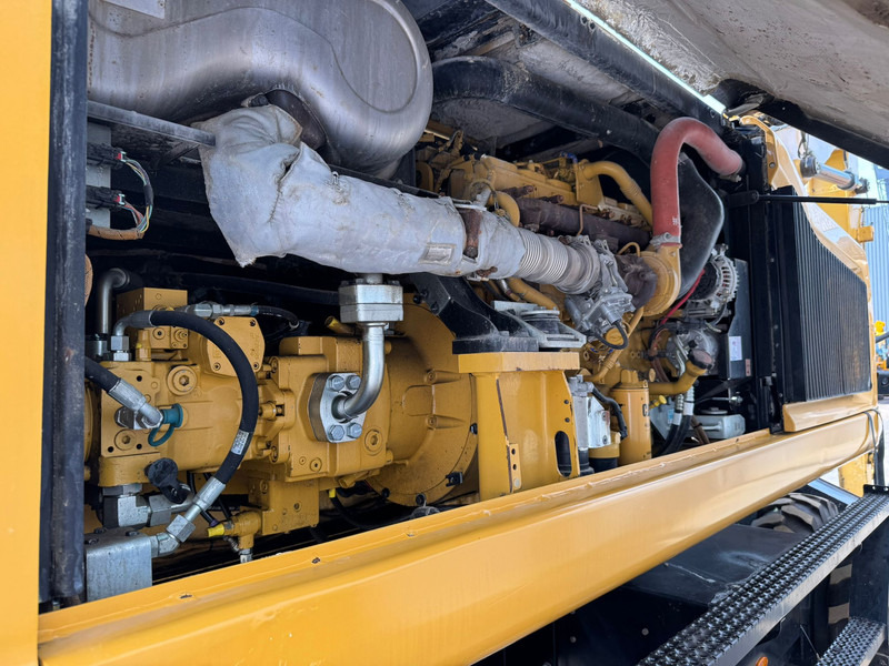 Manipulador de material Caterpillar MH3024: foto 19