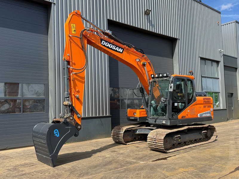 Doosan DX140LC-5 - CE / Verachtert CW30 - GP edge bucket - Escavadora de rastos: foto 2 Doosan DX140LC-5 - CE / Verachtert CW30 - GP edge bucket - Escavadora de rastos: foto 2
