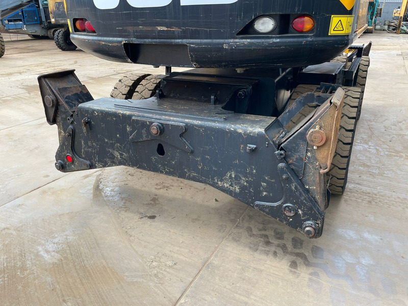 Locação de JCB JS200W Material Handler JCB JS200W Material Handler: foto 14