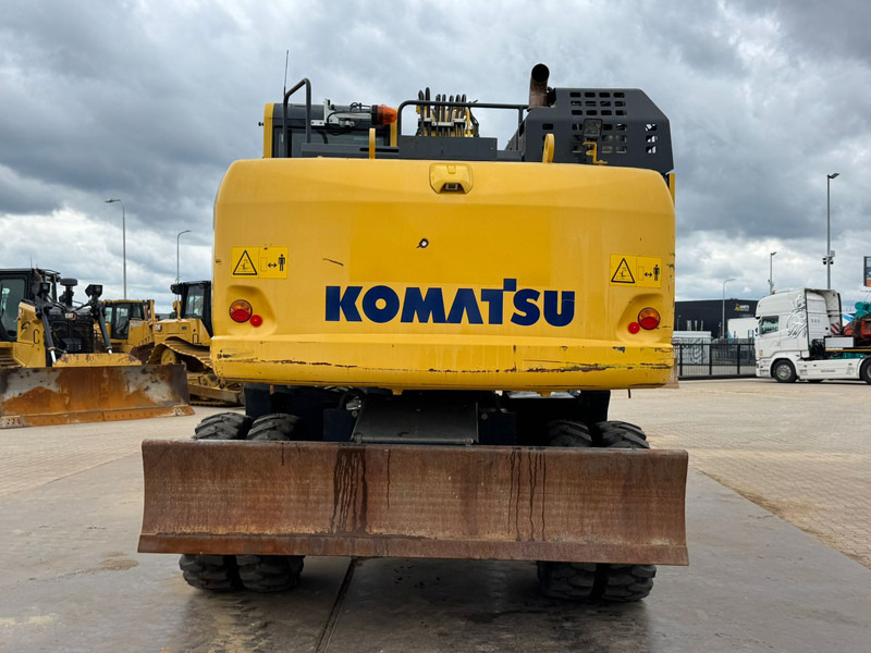 Komatsu PW180-11 - Escavadeira de rodas: foto 4 Komatsu PW180-11 - Escavadeira de rodas: foto 4