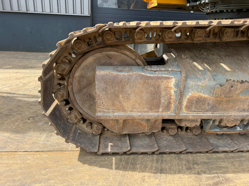 Escavadora de rastos Liebherr R946 LC Hydraulic excavator: foto 10