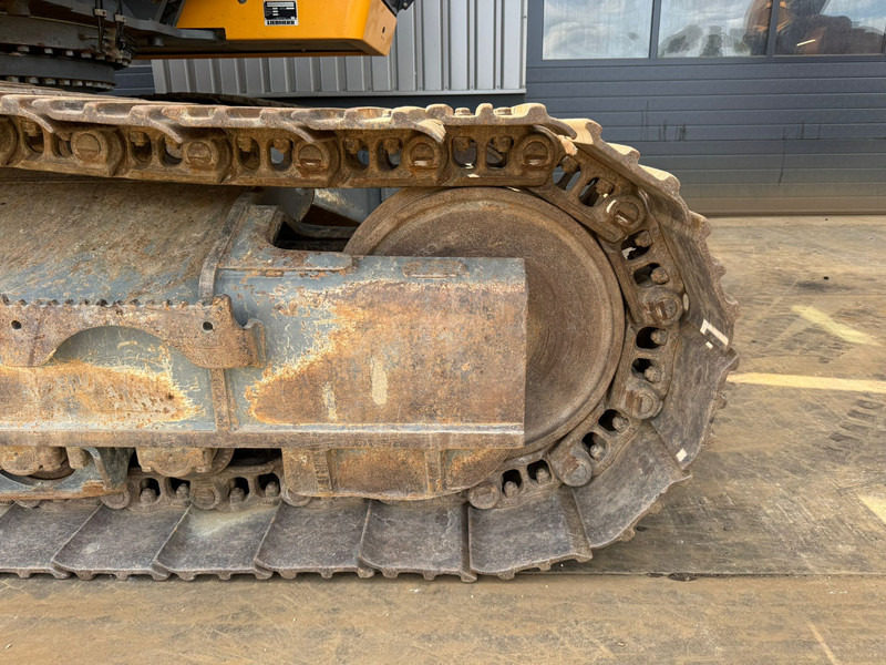 Escavadora de rastos Liebherr R946 LC Hydraulic excavator: foto 14
