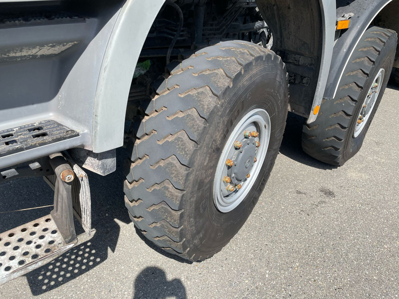 Locação de MERCEDESBENZ Actros 4150 V8 MERCEDESBENZ Actros 4150 V8: foto 17