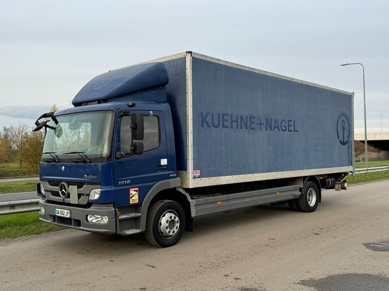 MERCEDESBENZ Atego 4x2 Cargo Truck EURO5 - Caminhão furgão: foto 1 MERCEDESBENZ Atego 4x2 Cargo Truck EURO5 - Caminhão furgão: foto 1