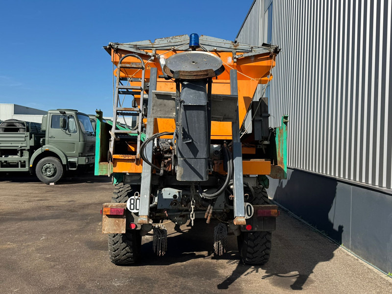 MERCEDESBENZ Unimog U1700 - Varredora urbana: foto 4 MERCEDESBENZ Unimog U1700 - Varredora urbana: foto 4