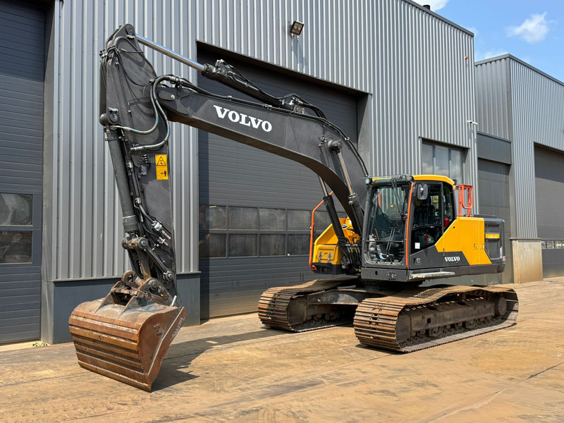 Volvo EC220EL | Dutch Machine - Escavadora de rastos: foto 2 Volvo EC220EL | Dutch Machine - Escavadora de rastos: foto 2