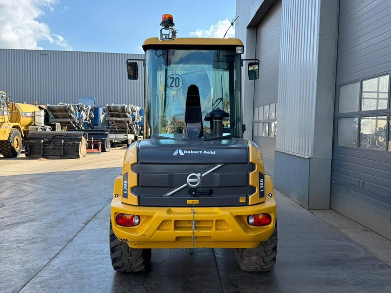 Volvo L30G - Carregadeira de rodas: foto 4 Volvo L30G - Carregadeira de rodas: foto 4