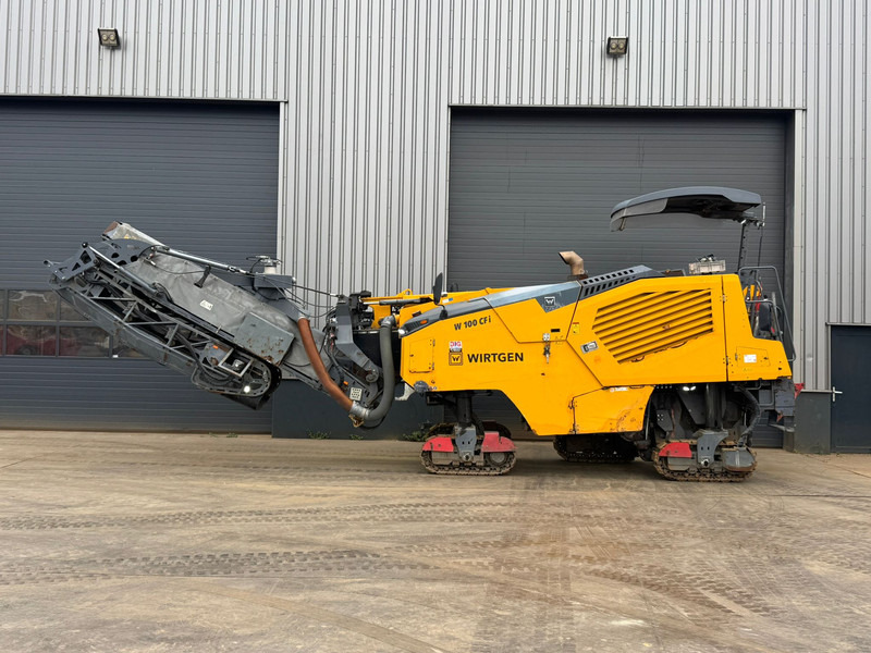 Wirtgen W100CFI - Máquina de asfalto: foto 1 Wirtgen W100CFI - Máquina de asfalto: foto 1