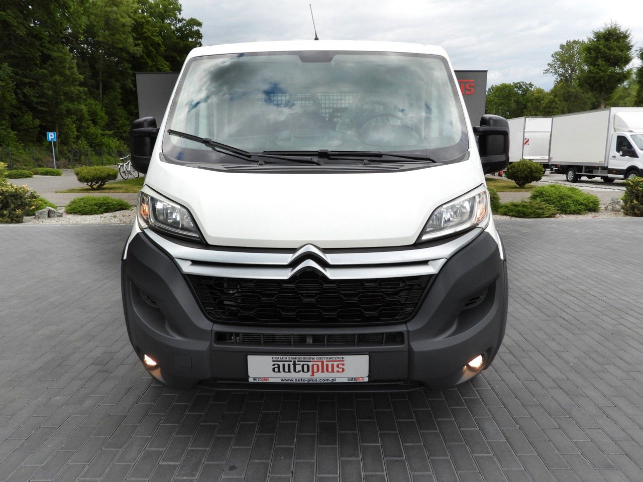 Citroën JUMPER PRITSCHE DOPPELKABINE DOKA 7 SITZE - Furgão caixa aberta, Carrinha cabine dupla: foto 5 Citroën JUMPER PRITSCHE DOPPELKABINE DOKA 7 SITZE - Furgão caixa aberta, Carrinha cabine dupla: foto 5