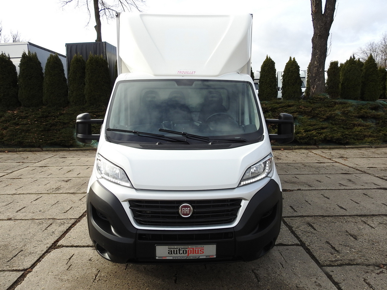FIAT DUCATO BOX LIFT 8 PALLETS CRUISE CONTROL NAVIGATION AIR CONDITIONING LED LIGHTS  130HP - Carrinha frigorífica: foto 5 FIAT DUCATO BOX LIFT 8 PALLETS CRUISE CONTROL NAVIGATION AIR CONDITIONING LED LIGHTS  130HP - Carrinha frigorífica: foto 5