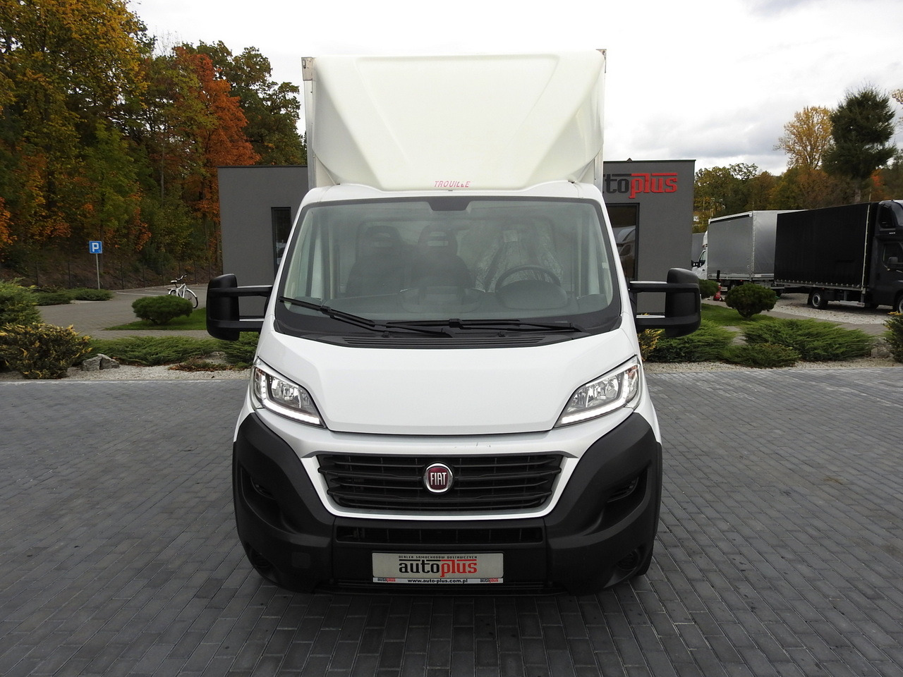FIAT DUCATO BOX LIFT 8 PALLETS CRUISE CONTROL NAVIGATION AIR CONDITIONING LED LIGHTS  130HP - Carrinha frigorífica: foto 5 FIAT DUCATO BOX LIFT 8 PALLETS CRUISE CONTROL NAVIGATION AIR CONDITIONING LED LIGHTS  130HP - Carrinha frigorífica: foto 5