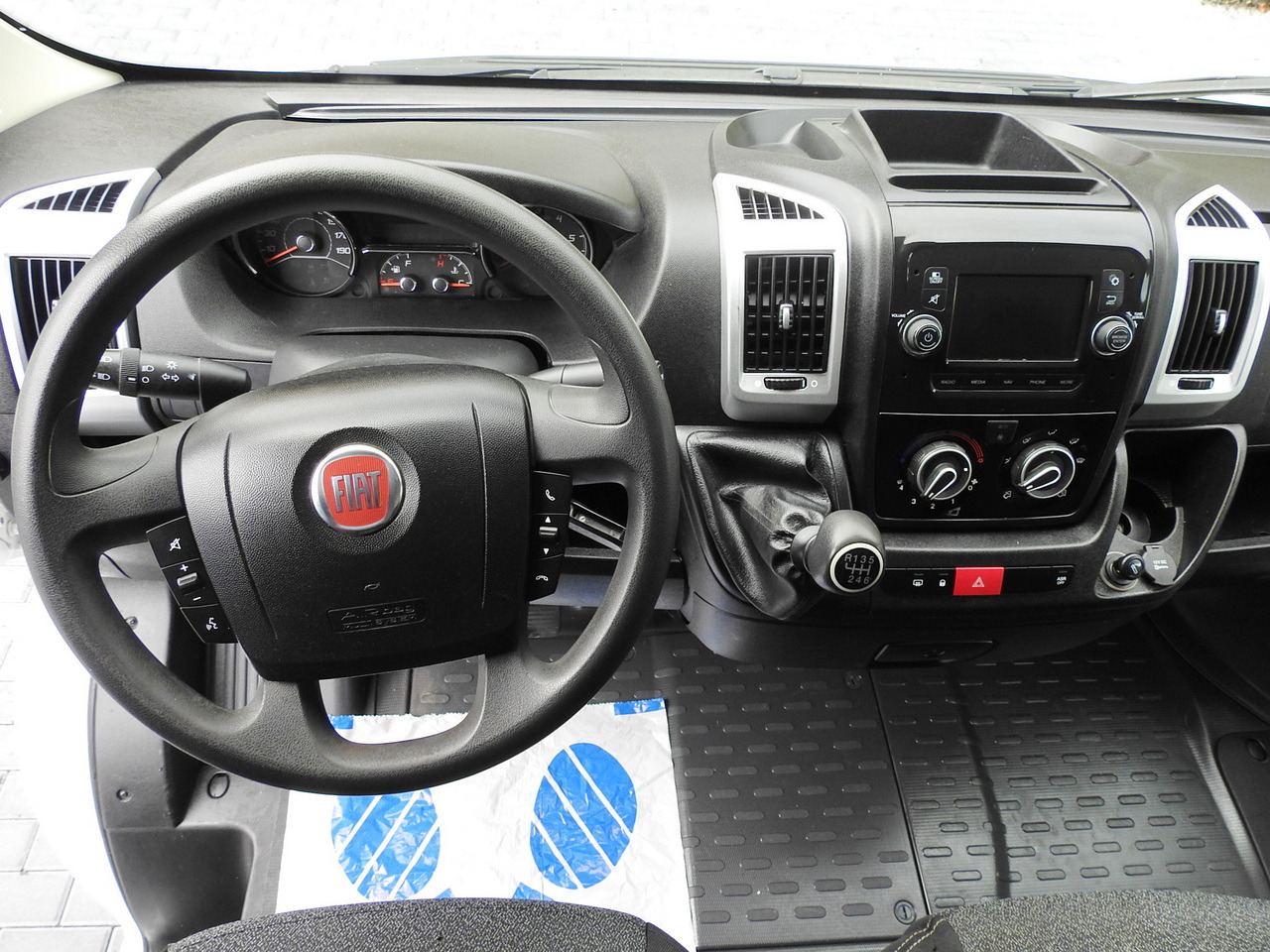 Locação de FIAT DUCATO BOX LIFT 8 PALLETS CRUISE CONTROL NAVIGATION AIR CONDITIONING LED LIGHTS 130HP FIAT DUCATO BOX LIFT 8 PALLETS CRUISE CONTROL NAVIGATION AIR CONDITIONING LED LIGHTS 130HP: foto 32 Locação de FIAT DUCATO BOX LIFT 8 PALLETS CRUISE CONTROL NAVIGATION AIR CONDITIONING LED LIGHTS 130HP FIAT DUCATO BOX LIFT 8 PALLETS CRUISE CONTROL NAVIGATION AIR CONDITIONING LED LIGHTS 130HP: foto 32