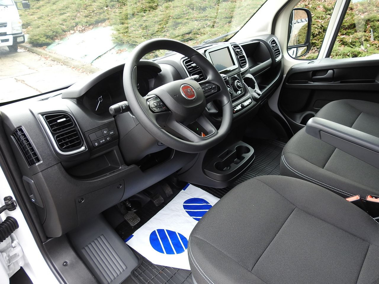 FIAT DUCATO - Furgão de toldo: foto 2 FIAT DUCATO - Furgão de toldo: foto 2