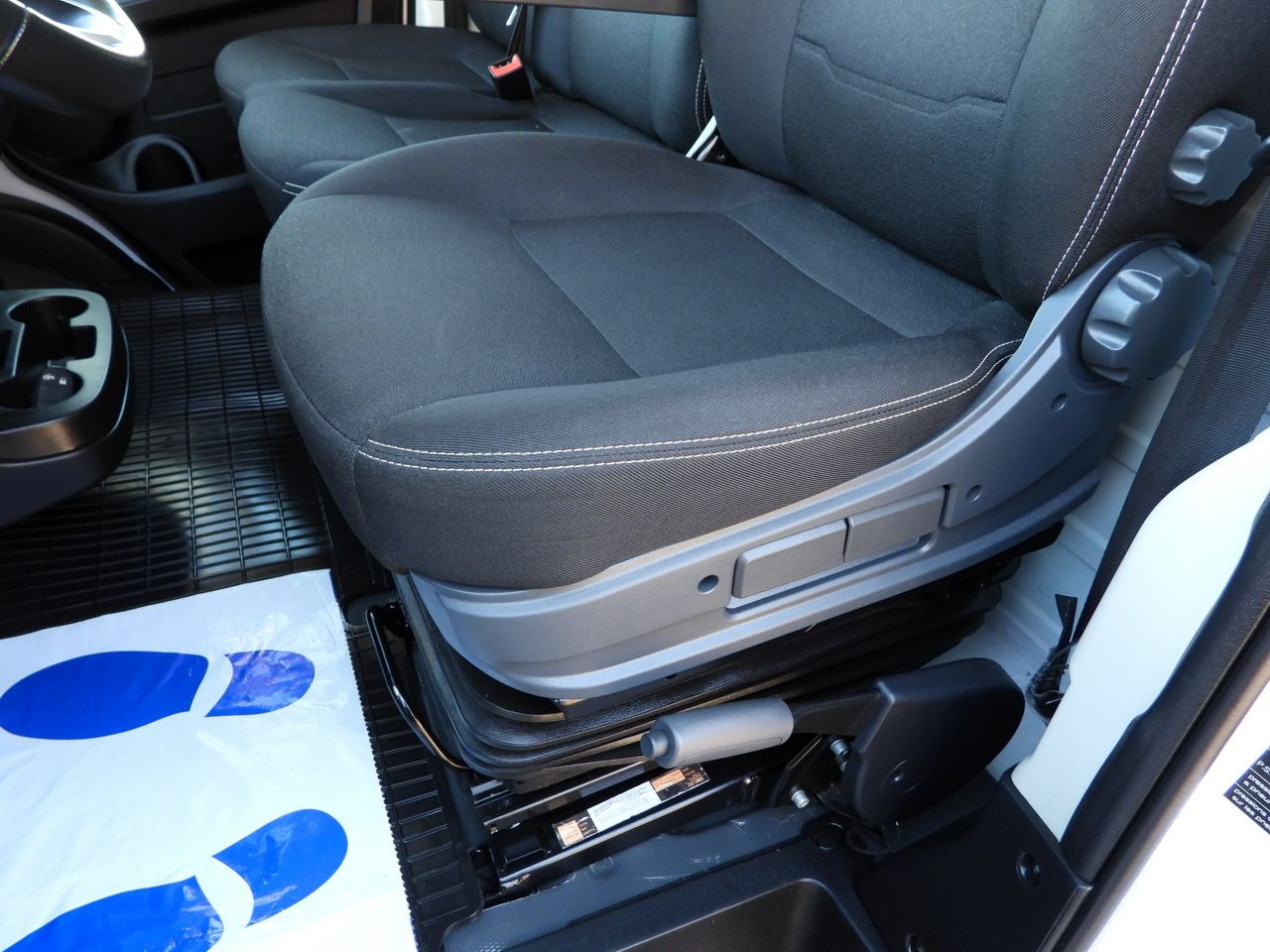 Carrinha frigorífica FIAT DUCATO REGRIGERATOR BOX -5*C HEATING FUNCTION AIR CONDITIONING 140HP: foto 28 Carrinha frigorífica FIAT DUCATO REGRIGERATOR BOX -5*C HEATING FUNCTION AIR CONDITIONING 140HP: foto 28