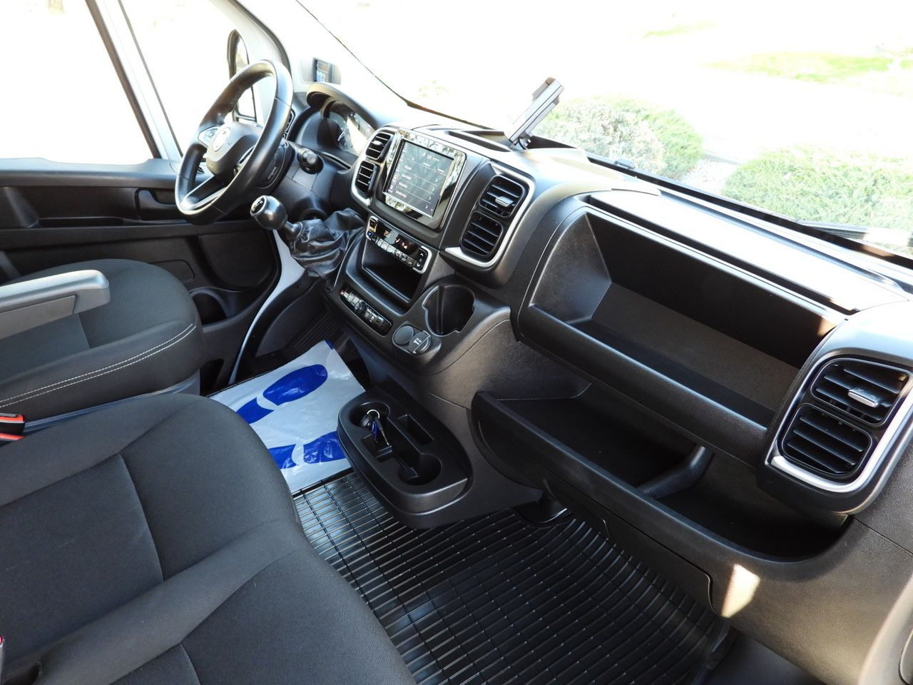 Carrinha frigorífica FIAT DUCATO REGRIGERATOR BOX -5*C HEATING FUNCTION AIR CONDITIONING 140HP: foto 41 Carrinha frigorífica FIAT DUCATO REGRIGERATOR BOX -5*C HEATING FUNCTION AIR CONDITIONING 140HP: foto 41