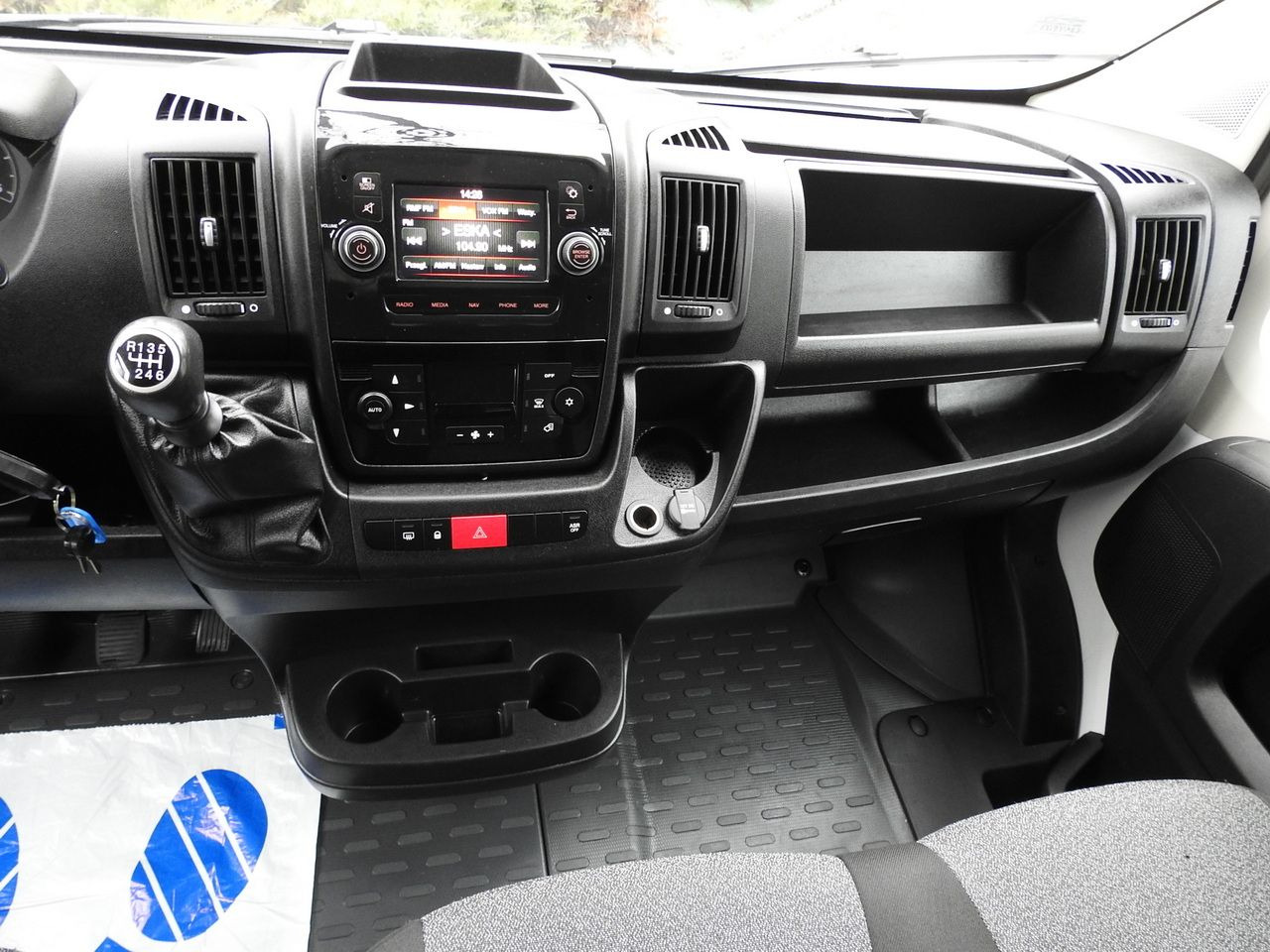 Furgão de toldo FIAT DUCATO  TARPAULIN 10 PALLETS WEBASTO CRUISE CONTROL NAVIGATION AIR CONDITIONING  180HP: foto 33