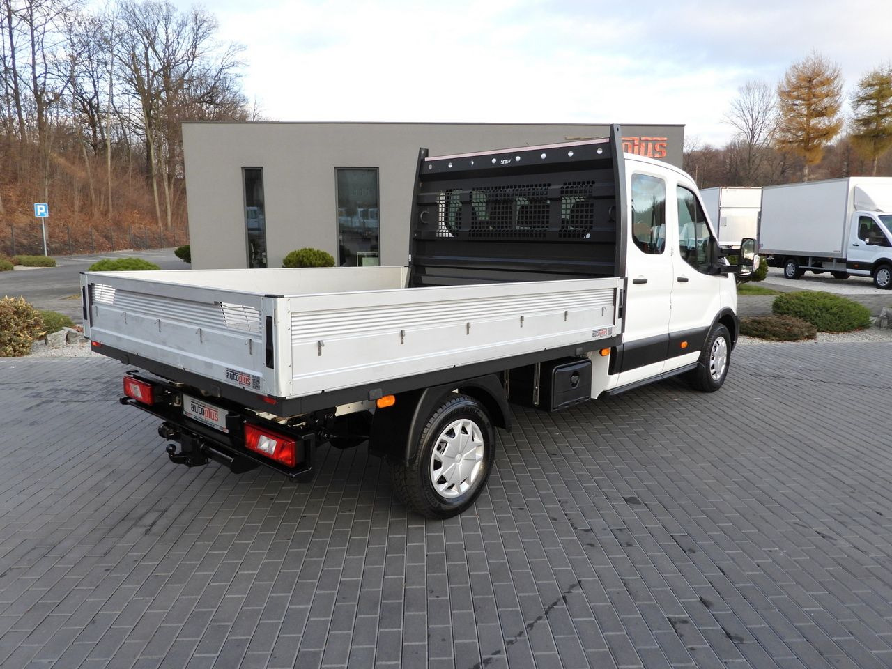 FORD TRANSIT 4x4 STAKE BODY DOUBLE CABIN DOKA 6 SEATS CRUISE CONTROL LED LIGHTS AIR CONDITIONING 170HP - Carrinha cabine dupla: foto 3 FORD TRANSIT 4x4 STAKE BODY DOUBLE CABIN DOKA 6 SEATS CRUISE CONTROL LED LIGHTS AIR CONDITIONING 170HP - Carrinha cabine dupla: foto 3