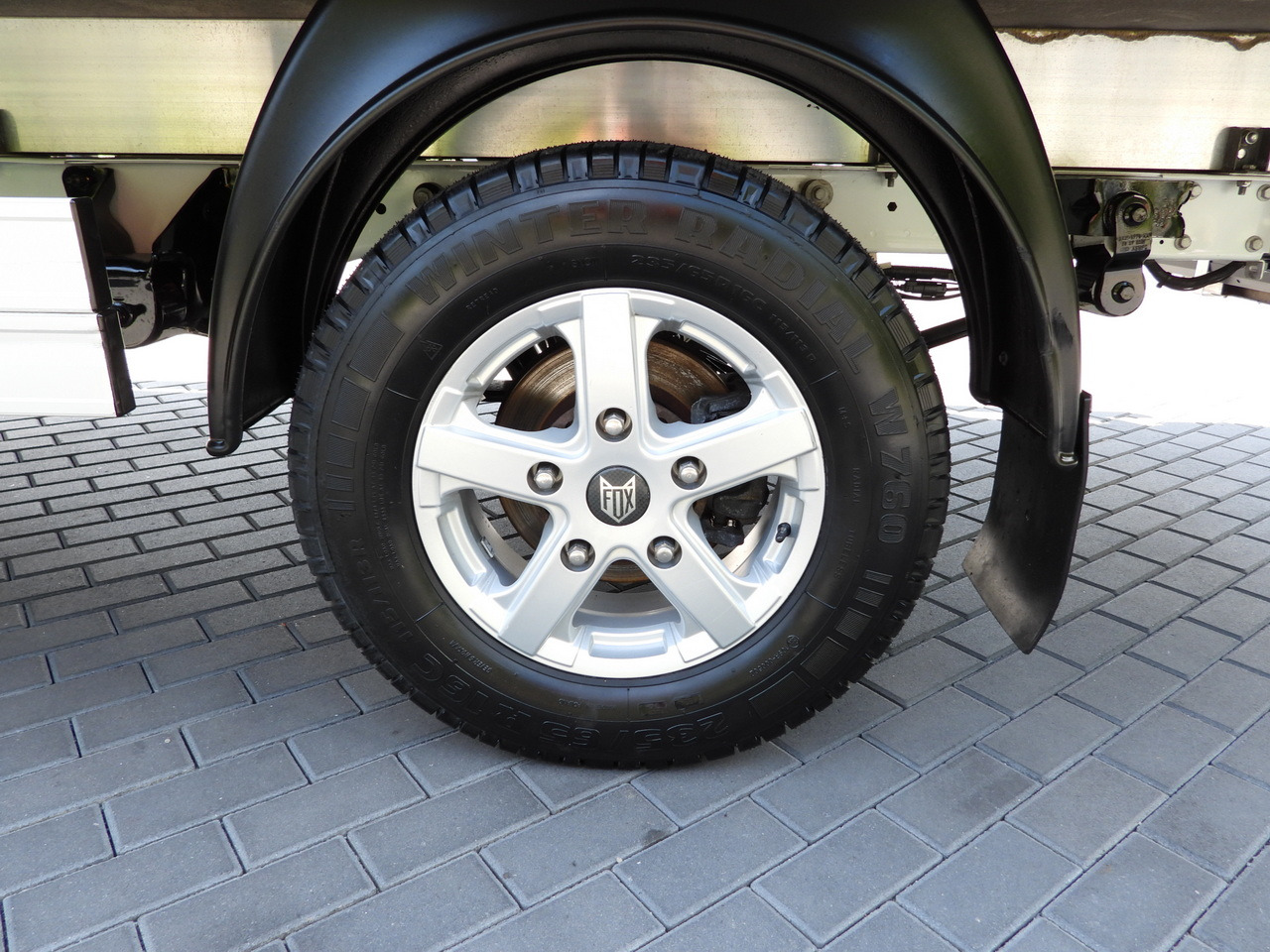 Carrinha de contentor FORD TRANSIT BOX LIFT 8 PALLETS CRUISE CONTROL LED LIGHTS AIR CONDITIONING 130HP: foto 30 Carrinha de contentor FORD TRANSIT BOX LIFT 8 PALLETS CRUISE CONTROL LED LIGHTS AIR CONDITIONING 130HP: foto 30