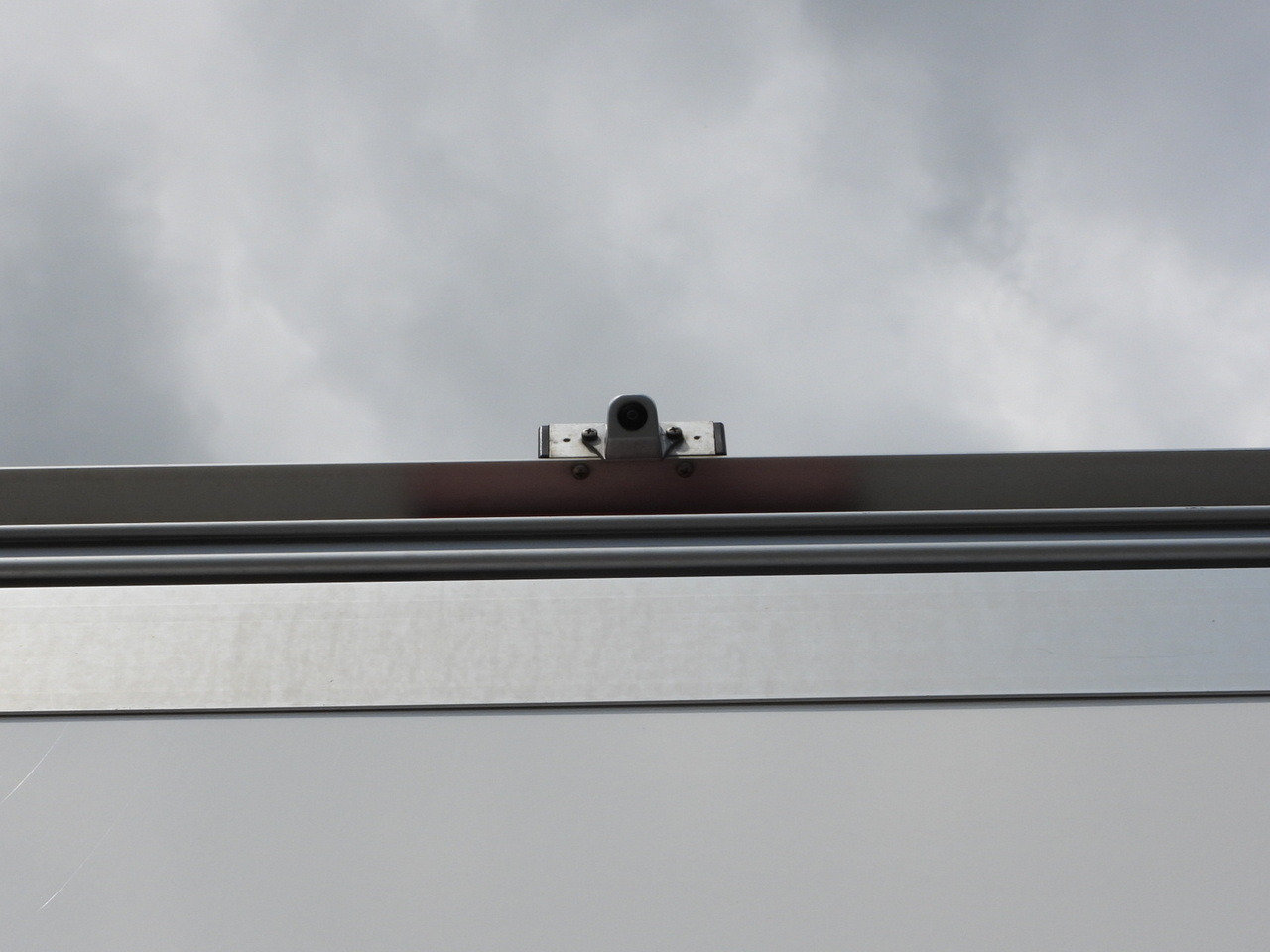 Carrinha de contentor FORD TRANSIT BOX LIFT 8 PALLETS CRUISE CONTROL LED LIGHTS AIR CONDITIONING 130HP: foto 27 Carrinha de contentor FORD TRANSIT BOX LIFT 8 PALLETS CRUISE CONTROL LED LIGHTS AIR CONDITIONING 130HP: foto 27