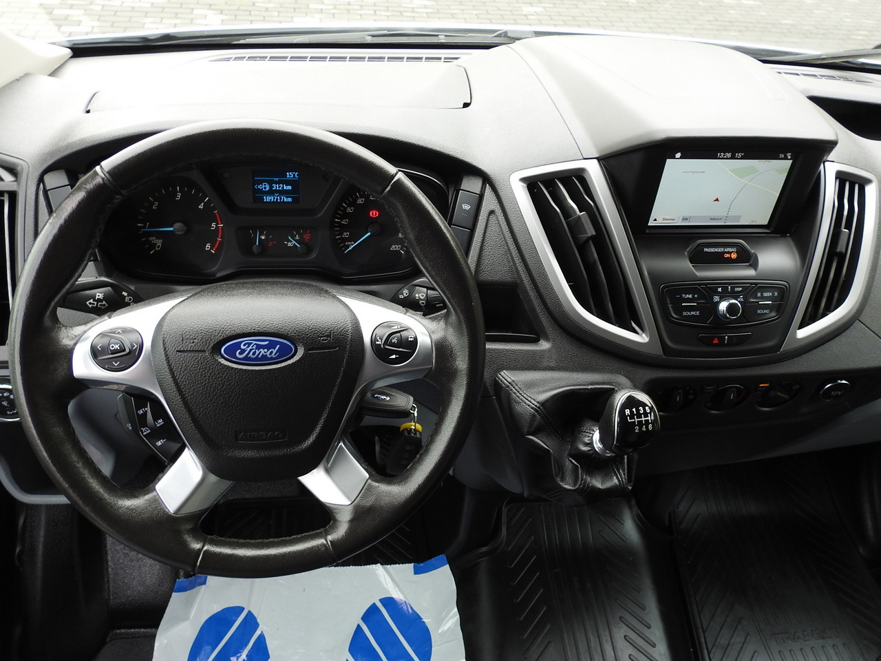 Carrinha frigorífica FORD TRANSIT REFRIGERATOR VAN 0*C HEATING FUNCTION POWER SUPPLY 230V CRUISE CONTROL NAVIGATION AIR CONDITIONING LED LIGHTS  130HP: foto 39