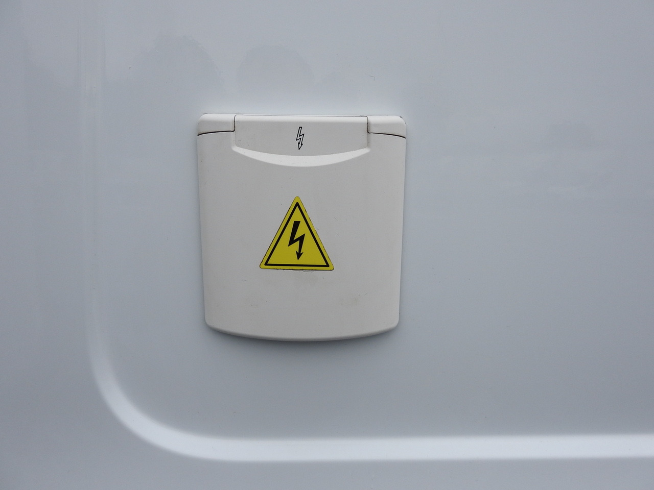 Carrinha frigorífica FORD TRANSIT REFRIGERATOR VAN 0*C HEATING FUNCTION POWER SUPPLY 230V CRUISE CONTROL NAVIGATION AIR CONDITIONING LED LIGHTS  130HP: foto 31