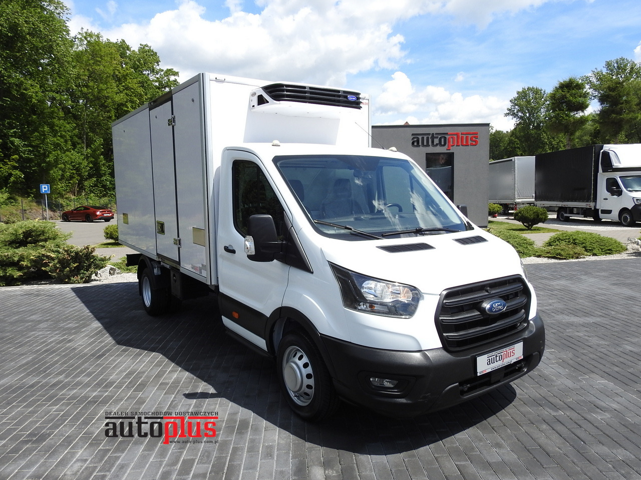 FORD TRANSIT REGRIGERATOR BOX 0*C POWER SUPPLY 230V CRUISE CONTROL AIR CONDITIONING TWIN WHEELS 170HP - Carrinha frigorífica: foto 1 FORD TRANSIT REGRIGERATOR BOX 0*C POWER SUPPLY 230V CRUISE CONTROL AIR CONDITIONING TWIN WHEELS 170HP - Carrinha frigorífica: foto 1