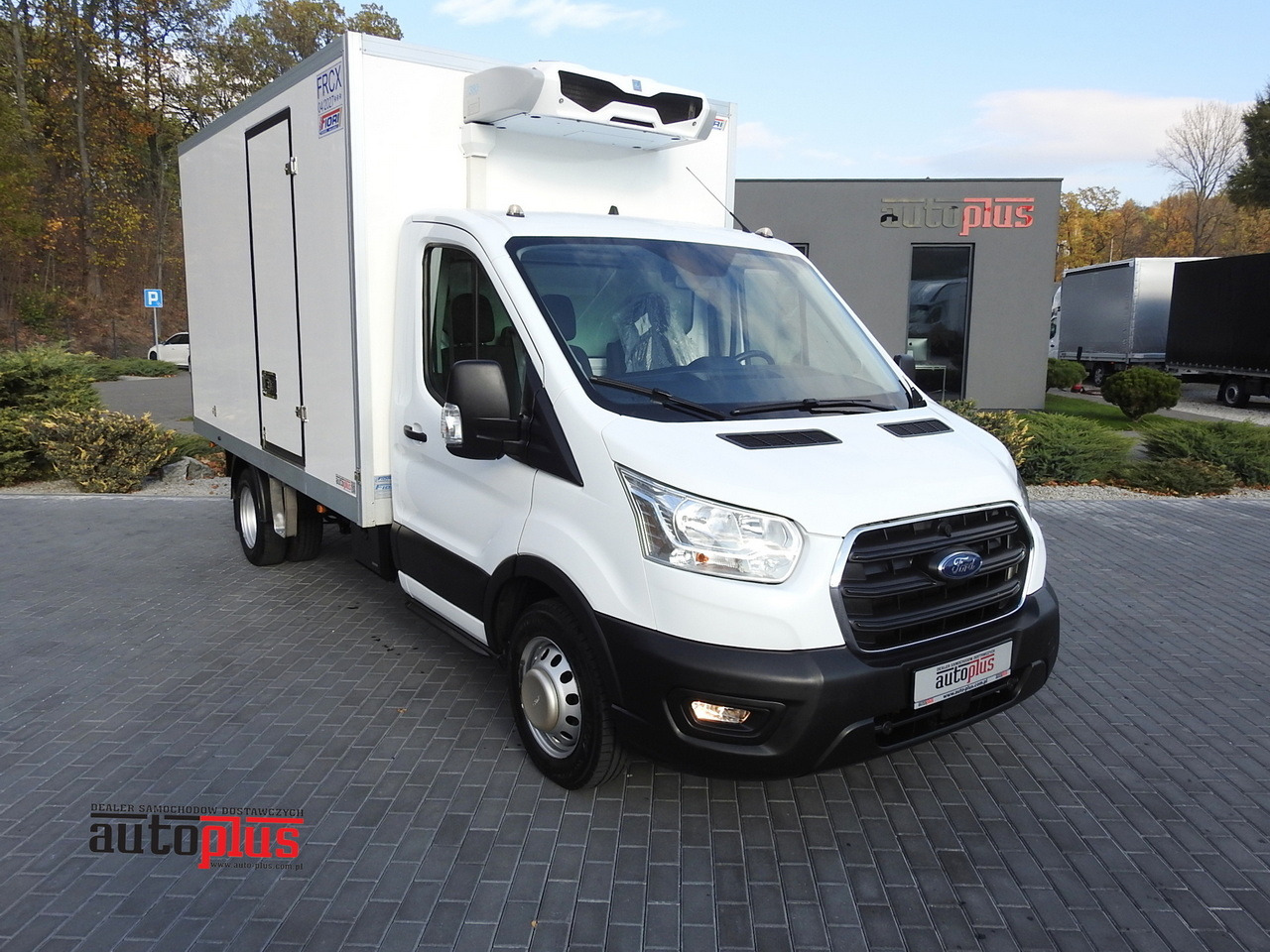 FORD TRANSIT REGRIGERATOR BOX -10*C POWER SUPPLY 230V CRUISE CONTROL AIR CONDITIONING LED LIGHTS PNEUMATICS TWIN WHEELS 130HP - Carrinha frigorífica: foto 1 FORD TRANSIT REGRIGERATOR BOX -10*C POWER SUPPLY 230V CRUISE CONTROL AIR CONDITIONING LED LIGHTS PNEUMATICS TWIN WHEELS 130HP - Carrinha frigorífica: foto 1
