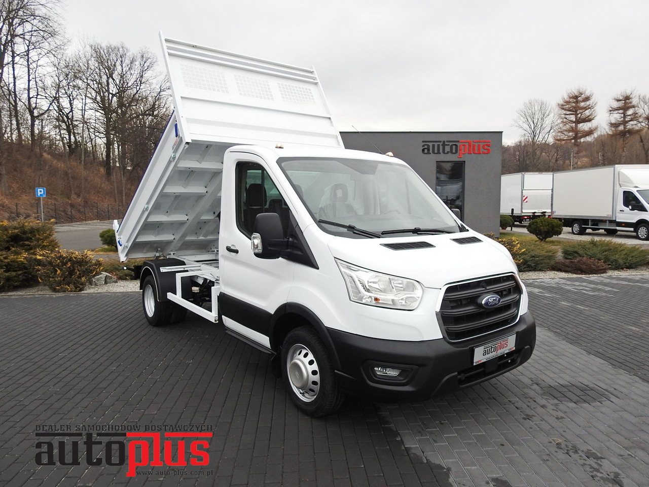 FORD TRANSIT TIPPER LED LIGHTS TWIN WHEELS AIR CONDITIONING 130HP - Furgão basculante: foto 1 FORD TRANSIT TIPPER LED LIGHTS TWIN WHEELS AIR CONDITIONING 130HP - Furgão basculante: foto 1