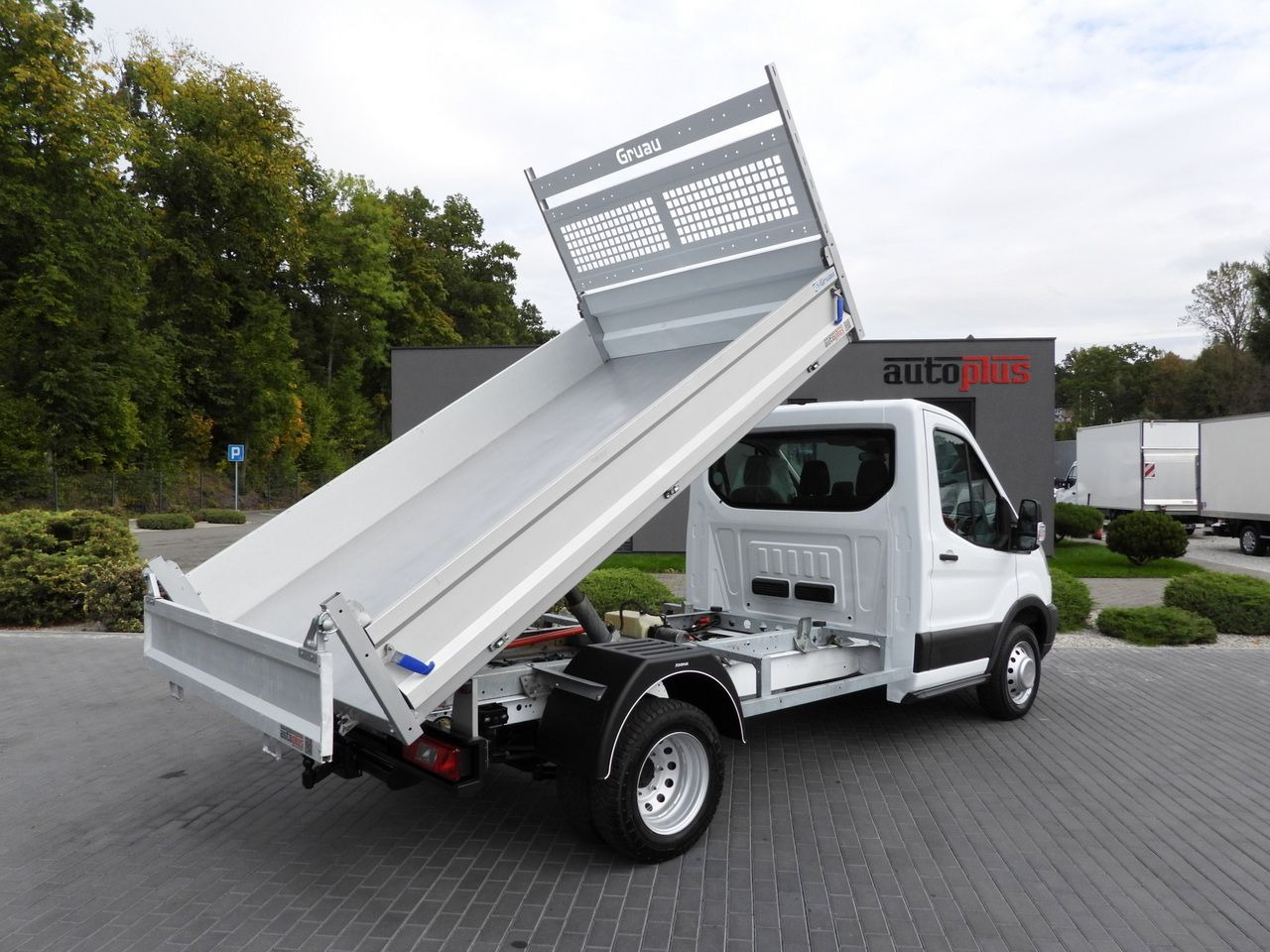 FORD TRANSIT TIPPER TWIN WHEELS 155HP - Furgão basculante: foto 3 FORD TRANSIT TIPPER TWIN WHEELS 155HP - Furgão basculante: foto 3