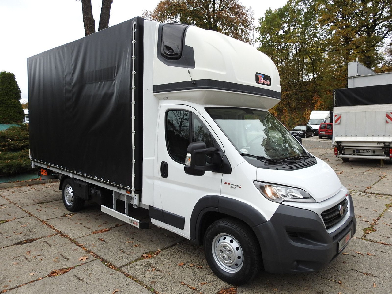 Fiat DUCATO PRITSCHE PLANE AUFZUG 8 PALETTEN WEBASTO - Furgão de toldo: foto 4 Fiat DUCATO PRITSCHE PLANE AUFZUG 8 PALETTEN WEBASTO - Furgão de toldo: foto 4