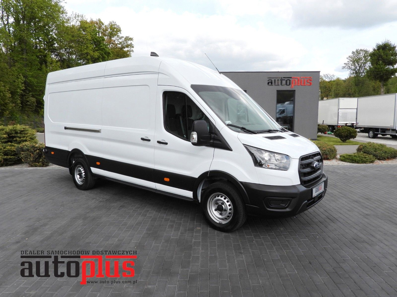 Ford TRANSIT KASTENWAGEN TEMPOMAT KLIMAANLAGE 130PS - Furgão: foto 1 Ford TRANSIT KASTENWAGEN TEMPOMAT KLIMAANLAGE 130PS - Furgão: foto 1