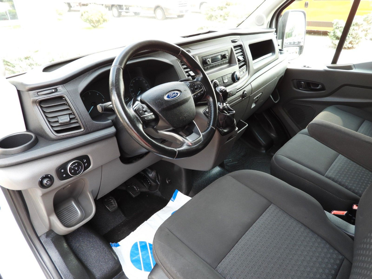 Ford TRANSIT KASTENWAGEN TEMPOMAT LED LEUCHTEN - Furgão: foto 2 Ford TRANSIT KASTENWAGEN TEMPOMAT LED LEUCHTEN - Furgão: foto 2