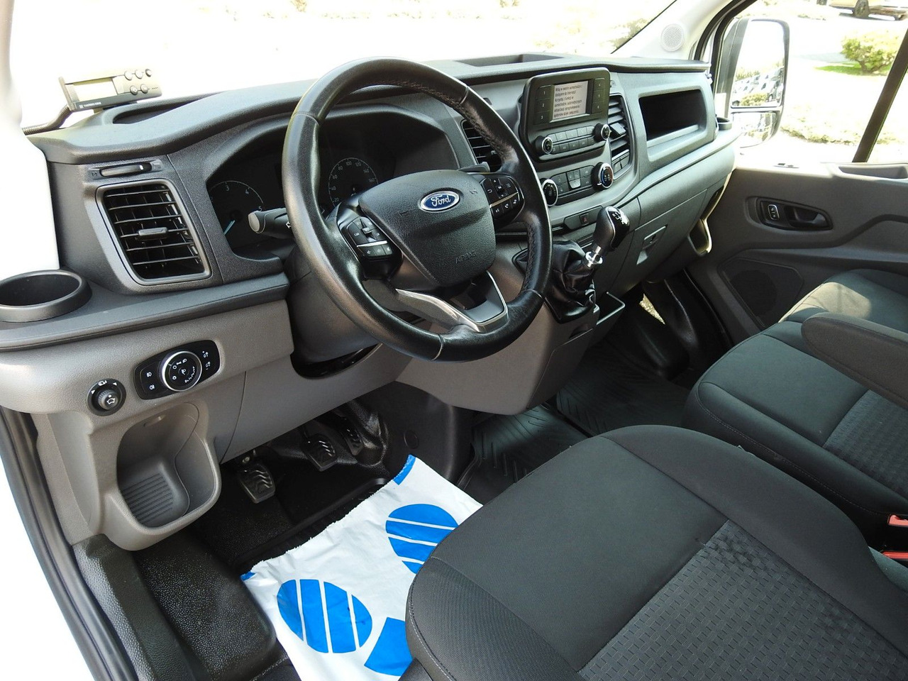 Ford TRANSIT KÜHLKASTENWAGEN 0*C HEIZFUNKTION Ford TRANSIT KÜHLKASTENWAGEN 0*C HEIZFUNKTION - Carrinha frigorífica: foto 2 Ford TRANSIT KÜHLKASTENWAGEN 0*C HEIZFUNKTION Ford TRANSIT KÜHLKASTENWAGEN 0*C HEIZFUNKTION - Carrinha frigorífica: foto 2