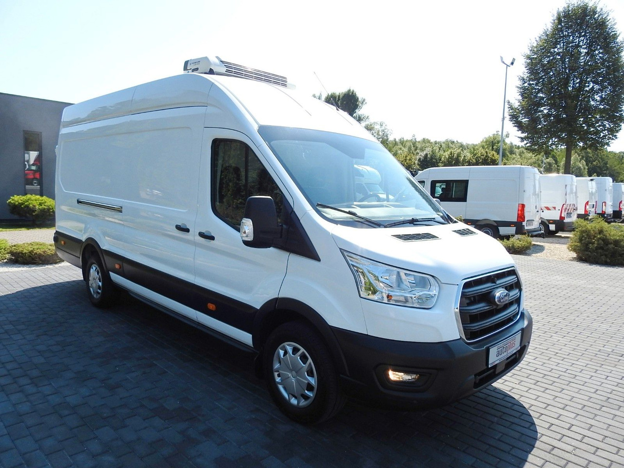 Ford TRANSIT KÜHLKASTENWAGEN 0*C HEIZFUNKTION Ford TRANSIT KÜHLKASTENWAGEN 0*C HEIZFUNKTION - Carrinha frigorífica: foto 4 Ford TRANSIT KÜHLKASTENWAGEN 0*C HEIZFUNKTION Ford TRANSIT KÜHLKASTENWAGEN 0*C HEIZFUNKTION - Carrinha frigorífica: foto 4