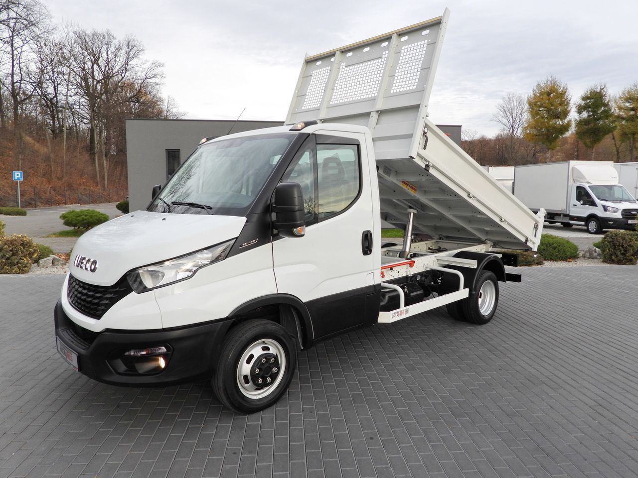 Furgão basculante IVECO DAILY 35C14 TIPPER CRUISE CONTROL TWIN WHEELS AIR CONDITIONING  140HP: foto 16