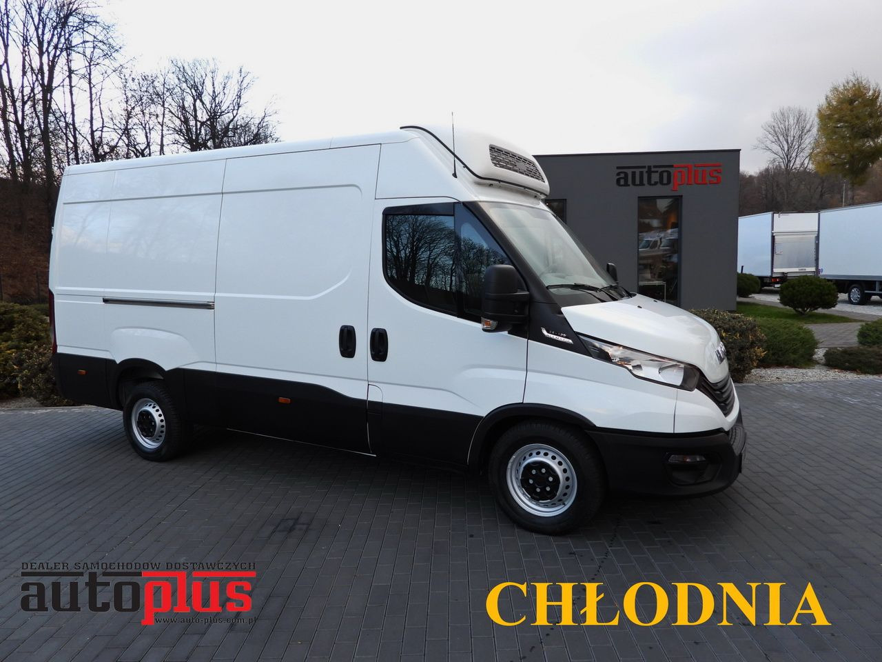IVECO DAILY 35S14 REFRIGERATOR VAN 0*C POWER SUPPLY 230V NAVIGATION AUTOMATIC TRANSMISSION AIR CONDITIONING 140HP - Carrinha frigorífica: foto 1 IVECO DAILY 35S14 REFRIGERATOR VAN 0*C POWER SUPPLY 230V NAVIGATION AUTOMATIC TRANSMISSION AIR CONDITIONING 140HP - Carrinha frigorífica: foto 1