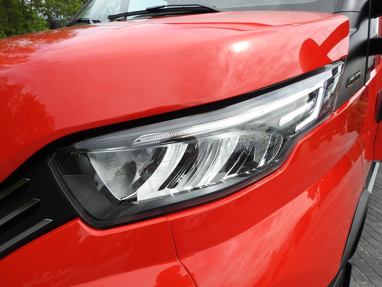 Carrinha de contentor nuevo IVECO DAILY 35S18 NEW BOX 10 PALLETS CRUISE CONTROL NAVIGATION AIR CONDITIONING LED LIGHTS GUARANTEE  180HP: foto 23