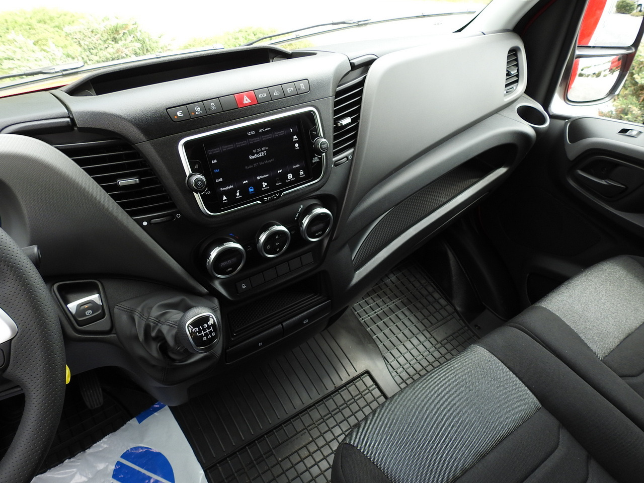 Carrinha de contentor nuevo IVECO DAILY 35S18 NEW BOX 10 PALLETS CRUISE CONTROL NAVIGATION AIR CONDITIONING LED LIGHTS GUARANTEE  180HP: foto 36