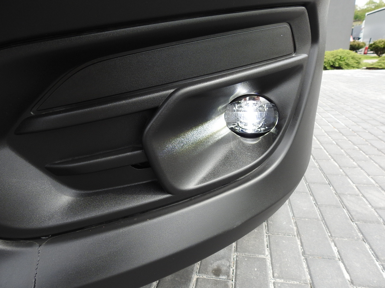 Carrinha de contentor nuevo IVECO DAILY 35S18 NEW BOX 10 PALLETS CRUISE CONTROL NAVIGATION AIR CONDITIONING LED LIGHTS GUARANTEE  180HP: foto 24