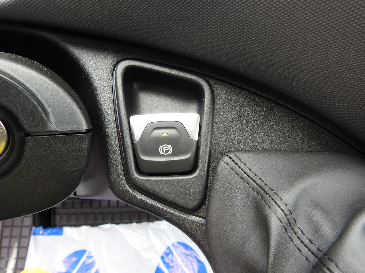 Carrinha de contentor nuevo IVECO DAILY 35S18 NEW BOX 10 PALLETS CRUISE CONTROL NAVIGATION AIR CONDITIONING LED LIGHTS GUARANTEE  180HP: foto 42