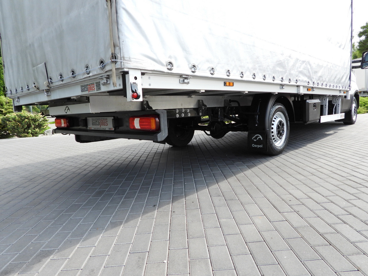 Locação de IVECO DAILY 35S18 TARPAULIN 10 PALLETS CRUISE CONTROL LED LIGHTS AIR CONDITIONING  180HP IVECO DAILY 35S18 TARPAULIN 10 PALLETS CRUISE CONTROL LED LIGHTS AIR CONDITIONING  180HP: foto 26
