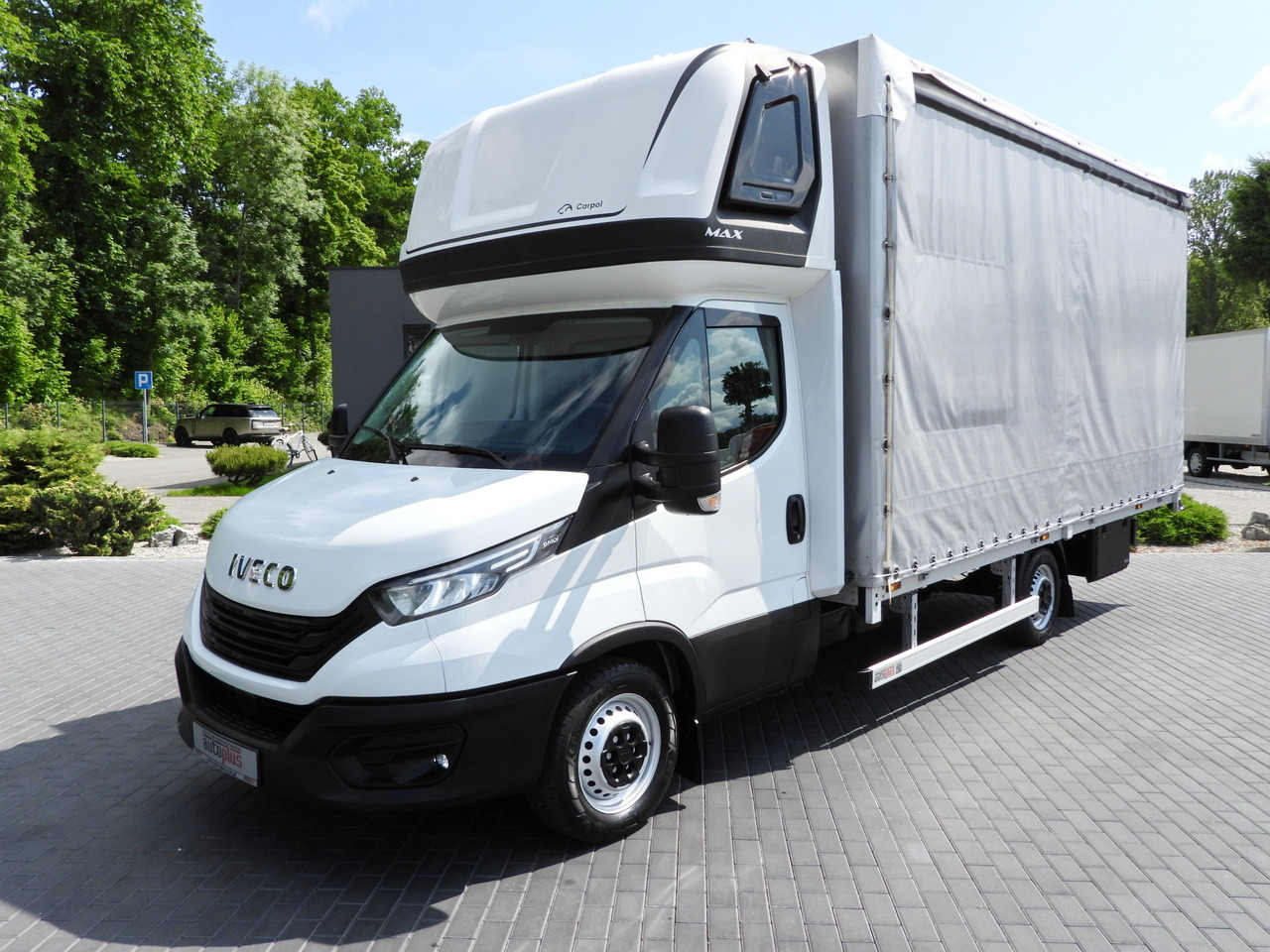 Locação de IVECO DAILY 35S18 TARPAULIN 10 PALLETS CRUISE CONTROL LED LIGHTS AIR CONDITIONING  180HP IVECO DAILY 35S18 TARPAULIN 10 PALLETS CRUISE CONTROL LED LIGHTS AIR CONDITIONING  180HP: foto 18
