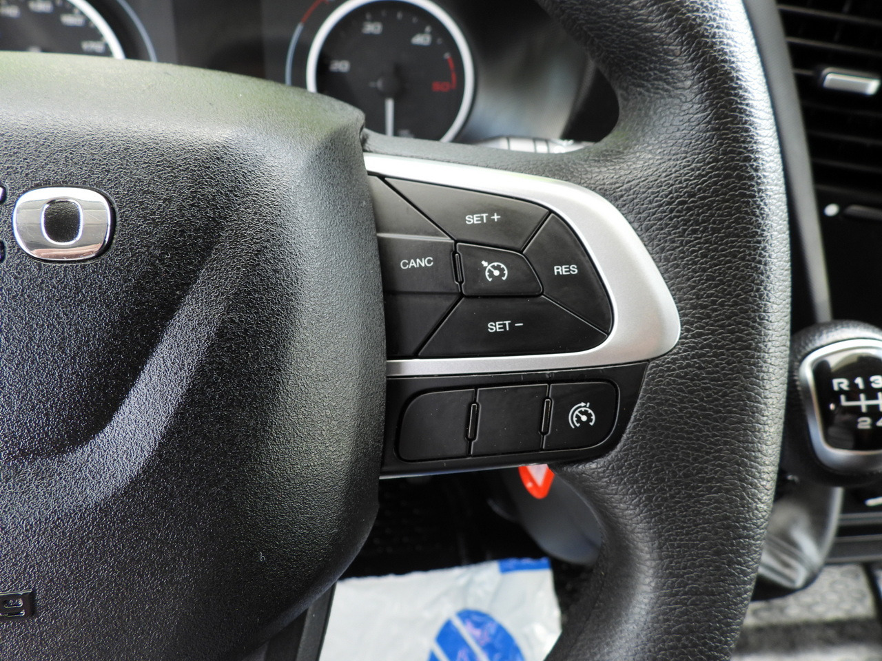 Locação de IVECO DAILY 35S18 TARPAULIN 10 PALLETS CRUISE CONTROL LED LIGHTS AIR CONDITIONING  180HP IVECO DAILY 35S18 TARPAULIN 10 PALLETS CRUISE CONTROL LED LIGHTS AIR CONDITIONING  180HP: foto 33