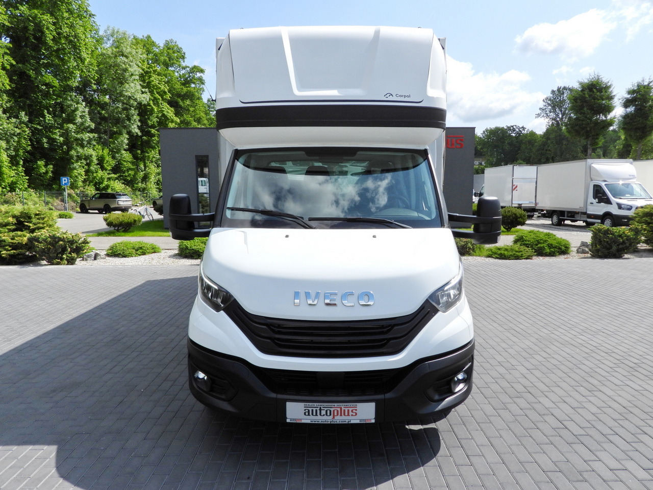 IVECO DAILY 35S18 TARPAULIN 10 PALLETS CRUISE CONTROL LED LIGHTS AIR CONDITIONING 180HP - Furgão de toldo: foto 5 IVECO DAILY 35S18 TARPAULIN 10 PALLETS CRUISE CONTROL LED LIGHTS AIR CONDITIONING 180HP - Furgão de toldo: foto 5