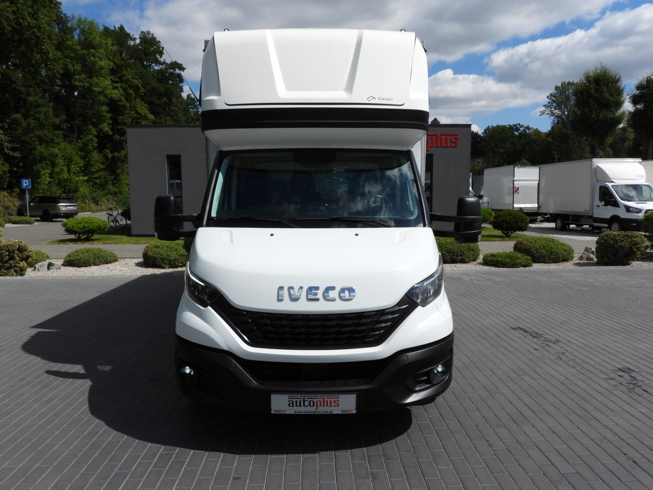 IVECO DAILY 35S18 TARPAULIN 10 PALLETS WEBASTO CRUISE CONTROL NAVIGATION LED LIGHTS AIR CONDITIONING 180HP - Furgão de toldo: foto 5 IVECO DAILY 35S18 TARPAULIN 10 PALLETS WEBASTO CRUISE CONTROL NAVIGATION LED LIGHTS AIR CONDITIONING 180HP - Furgão de toldo: foto 5