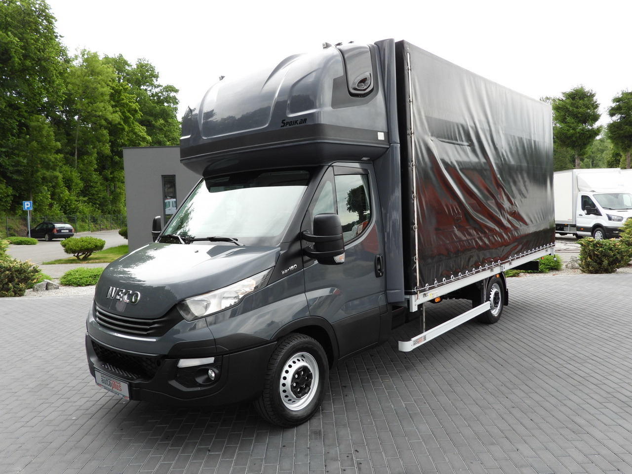 Furgão de toldo IVECO DAILY 35S18 TARPAULIN 10 PALLETS WEBASTO CRUISE CONTROL PNEUMATICS AUTOMATIC TRANSMISSION HI-MATIC AIR CONDITIONING  180HP: foto 19