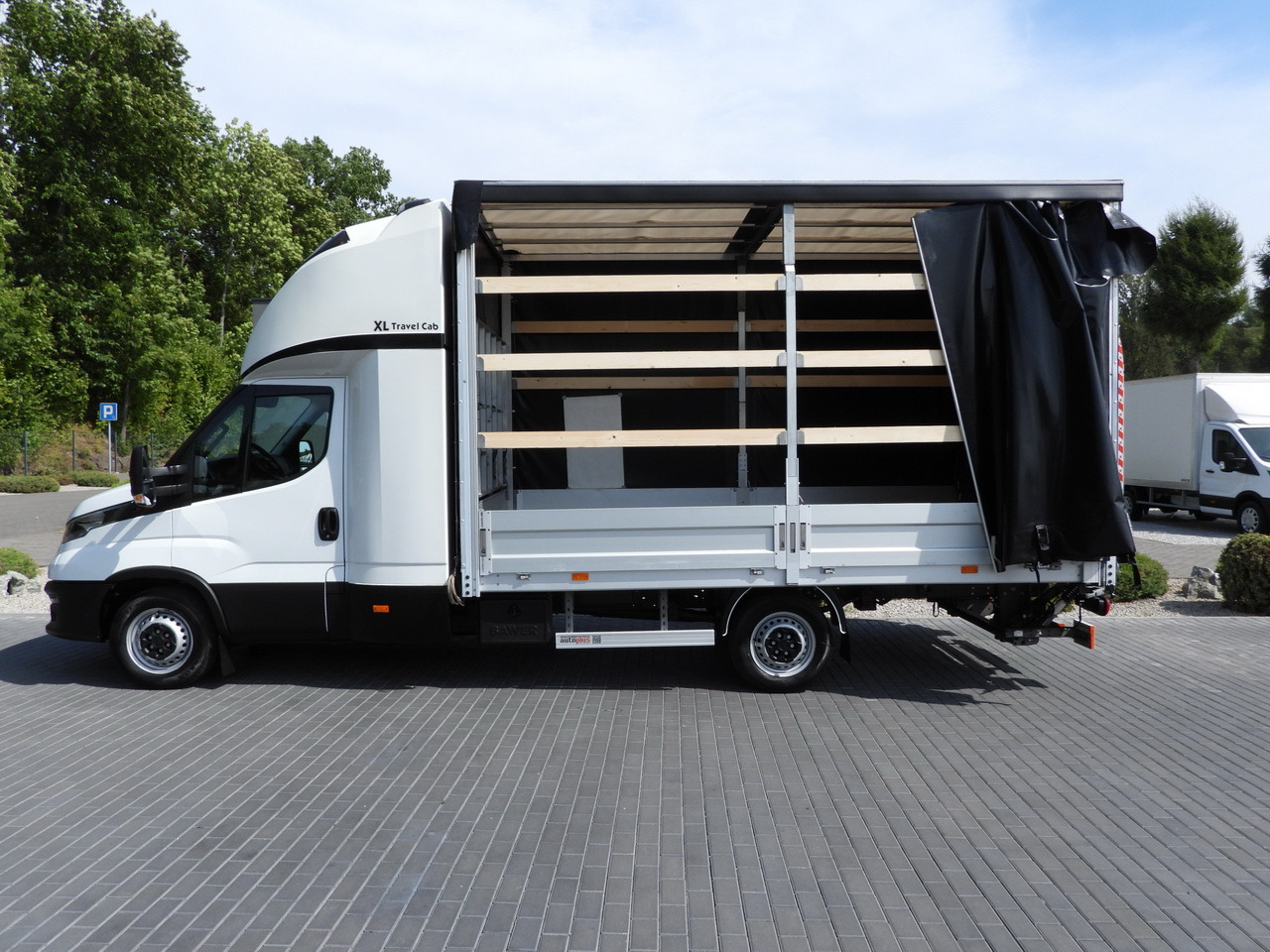 Furgão de toldo IVECO DAILY 35S18 TARPAULIN LIFT 8 PALLETS CRUISE CONTROL AIR CONDITIONING  180HP: foto 9