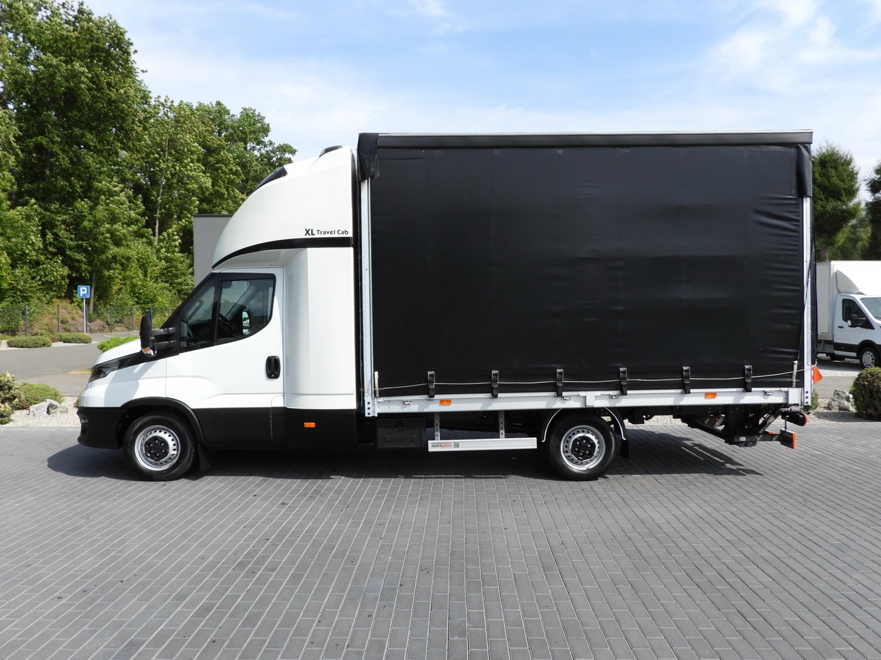 Furgão de toldo IVECO DAILY 35S18 TARPAULIN LIFT 8 PALLETS CRUISE CONTROL AIR CONDITIONING  180HP: foto 8